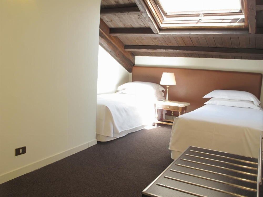 Hotel Albergo Santa Chiara